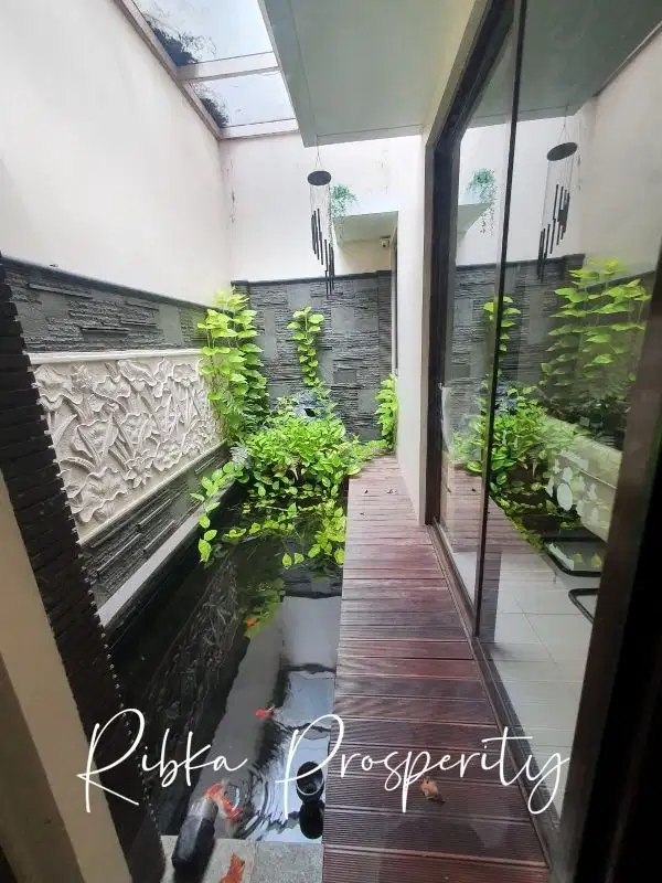 Rumah Cantik Lokasi Bagus Cluster Prestigia Eminent Bsd