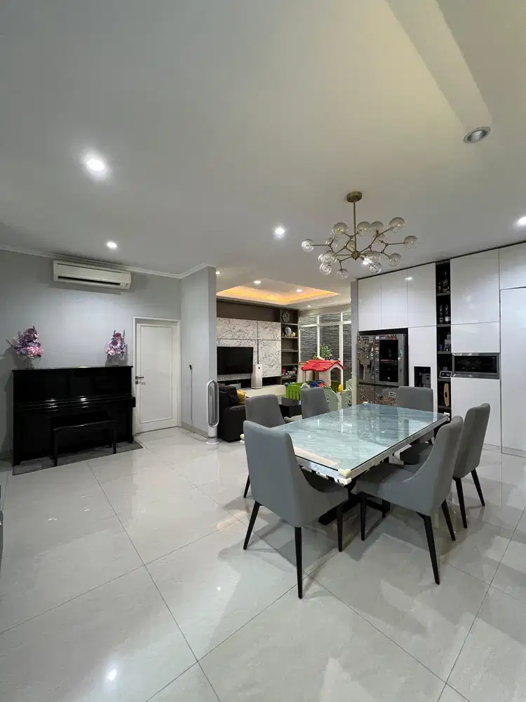 Dijual Rumah Cantik Siap Huni di Golf Lake Cengkareng Jakarta Barat