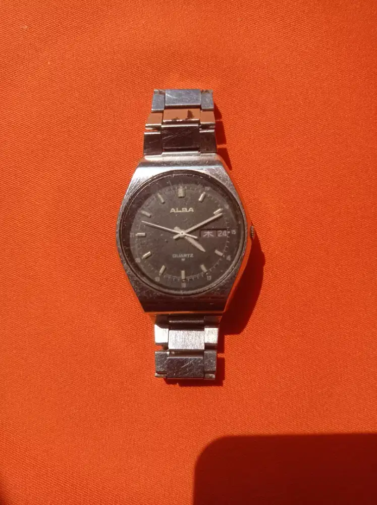 Jam Tangan Alba Quartz