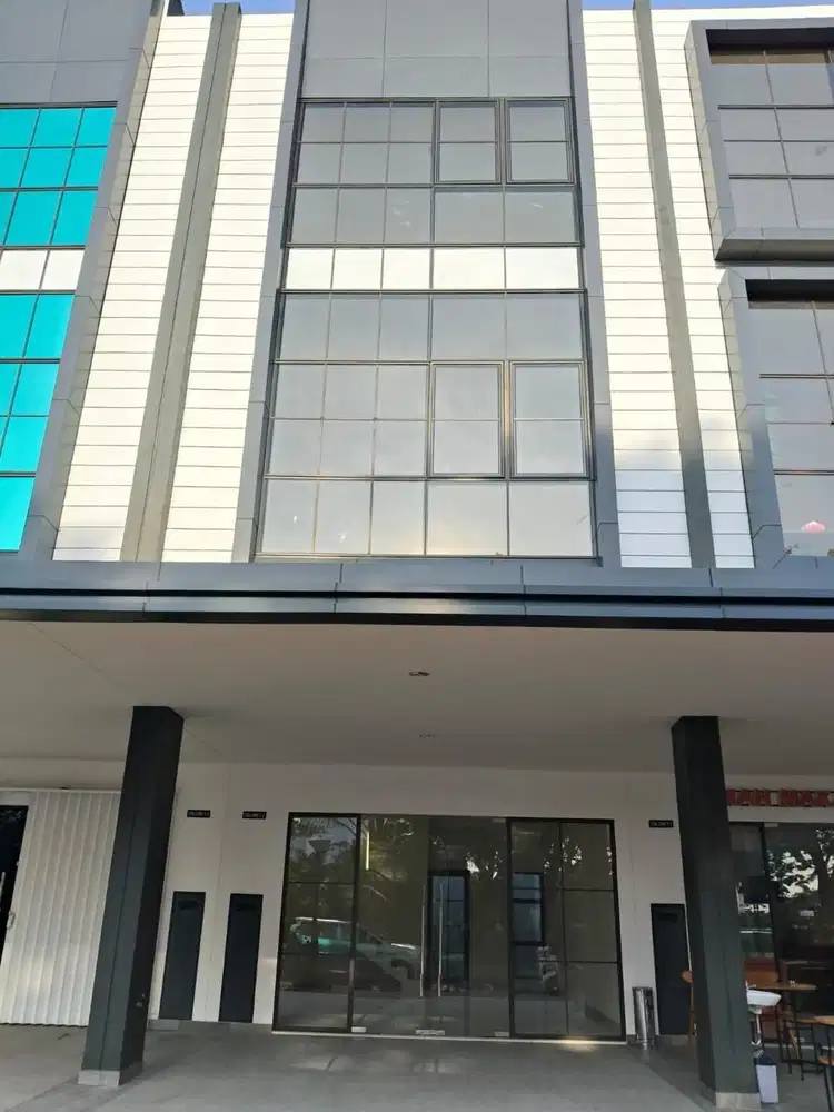 Ruko 3 Lantai Maison Metland Menteng Jakarta Timur