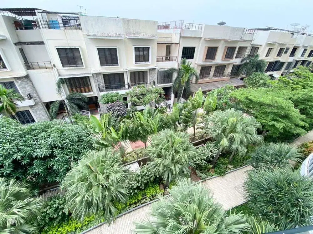 Jual apartemen royale springhill 3 kamar 196 meter unit baru