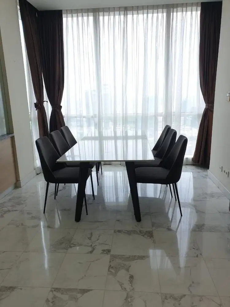 Di sewakan Apartemen For Rent Apt The Peak at Sudirman