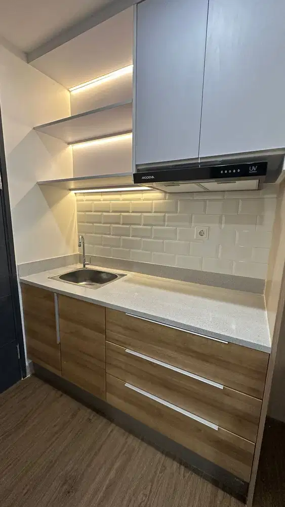 Apartment Collins Boulevard Tower Hyde Alam Sutera 1 BR Siap Huni 900 Jt Nego