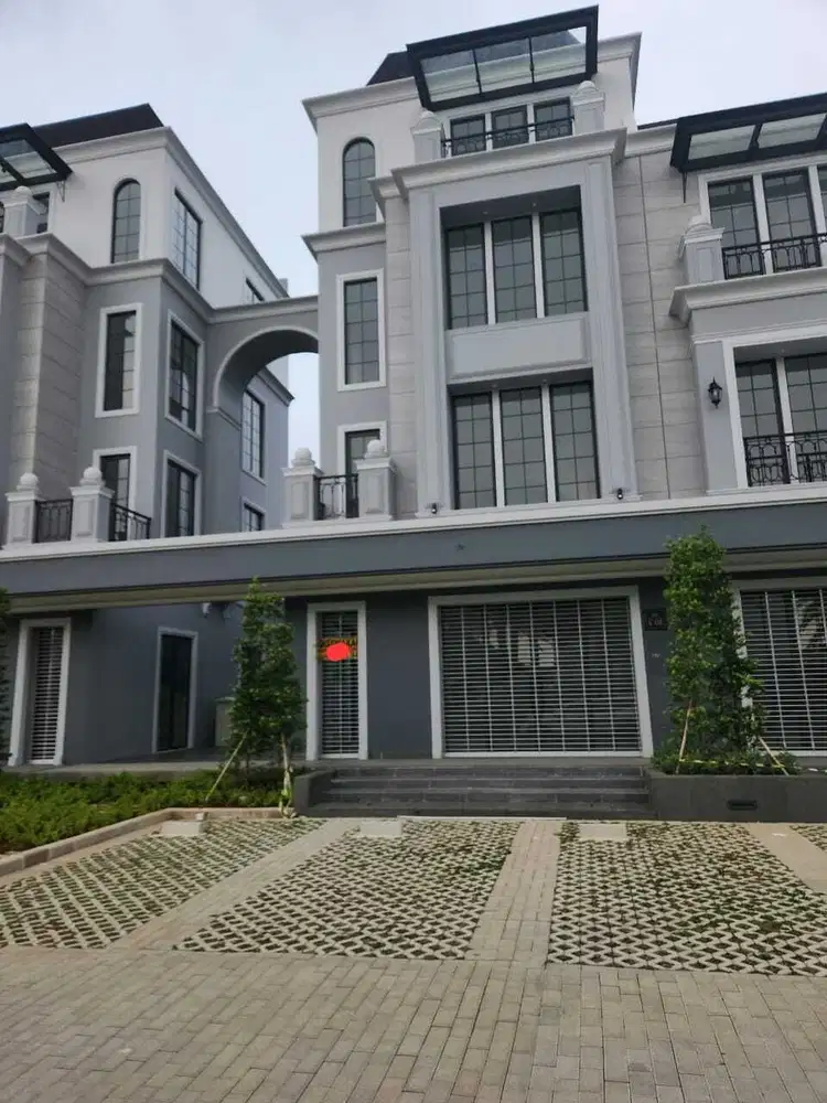 Ruko 4Lantai Disewakan Harga murah bukit podomoro, Klender Jakarta