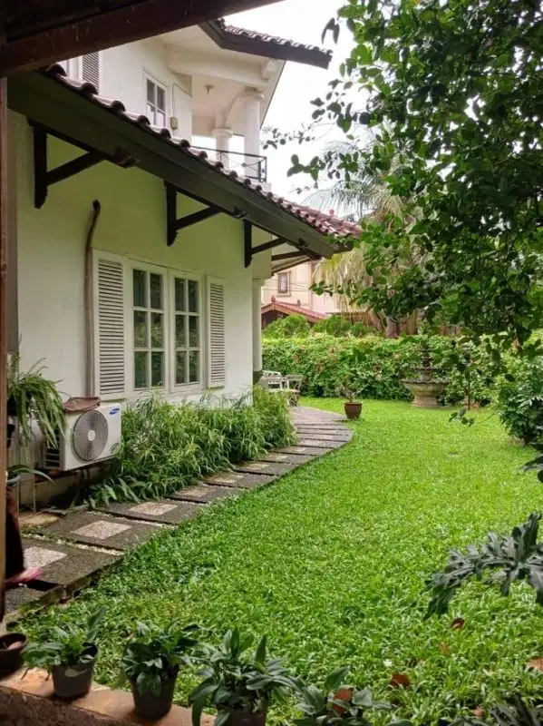 Rumah Hook Siap Huni di Taman Laguna Cibubur