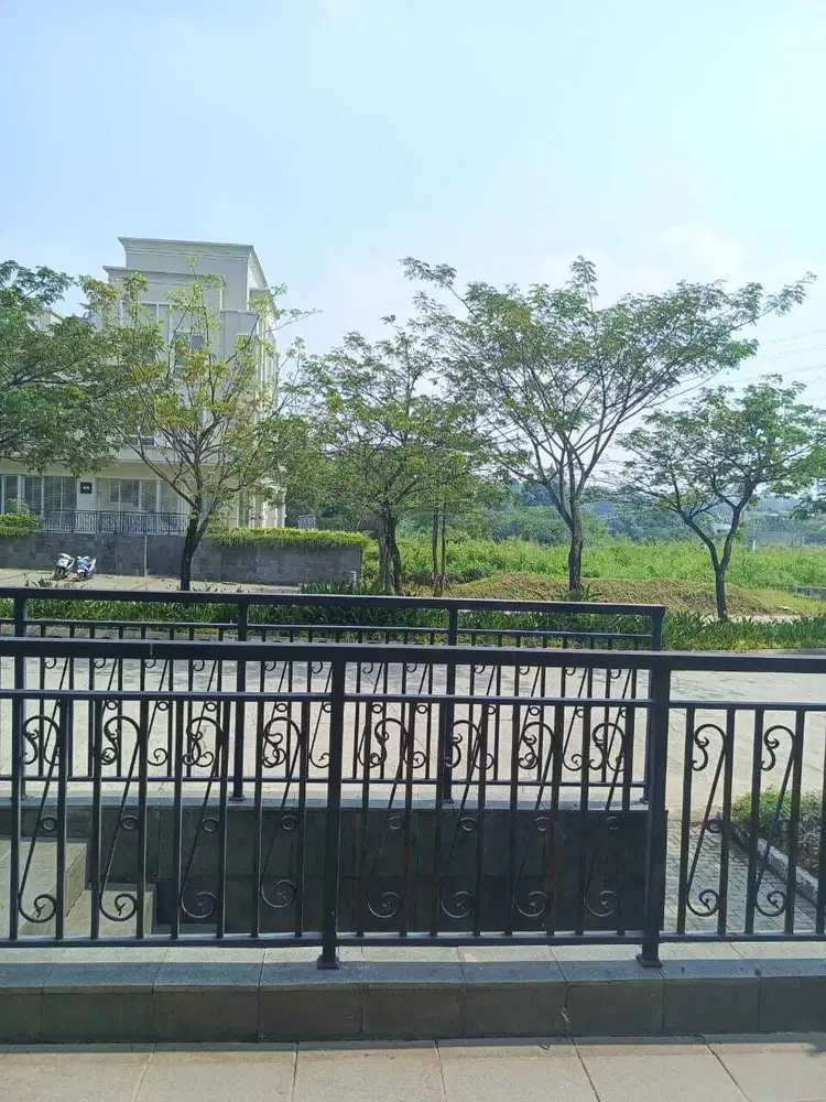 Di jual Ruko 2 lantai cocok untuk kantor dan restoran