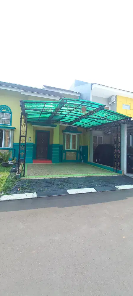Jual cepat rumah cantik siap huni di kota wisata