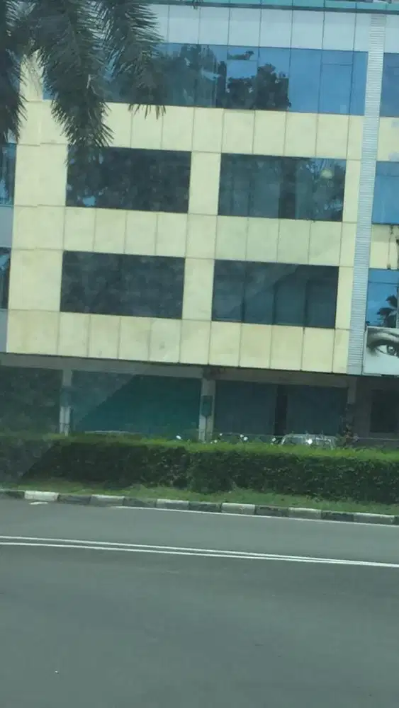 DISEWA Ruko di Bukit Gading Indah Raya Cocok untuk Kantor