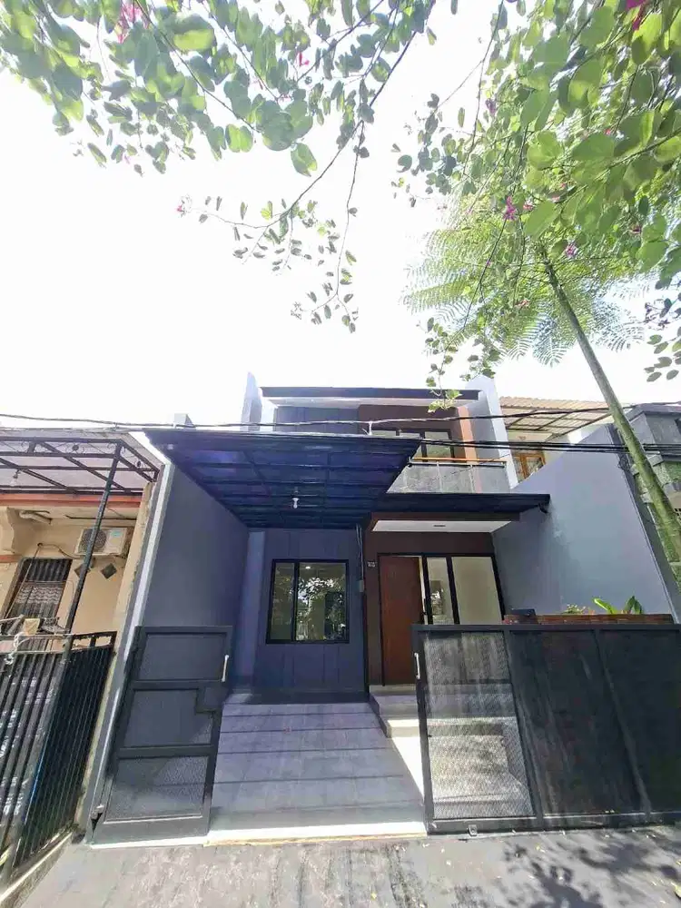 Rumah 2 lantai 10 menit ke stasiun Rawabuntu