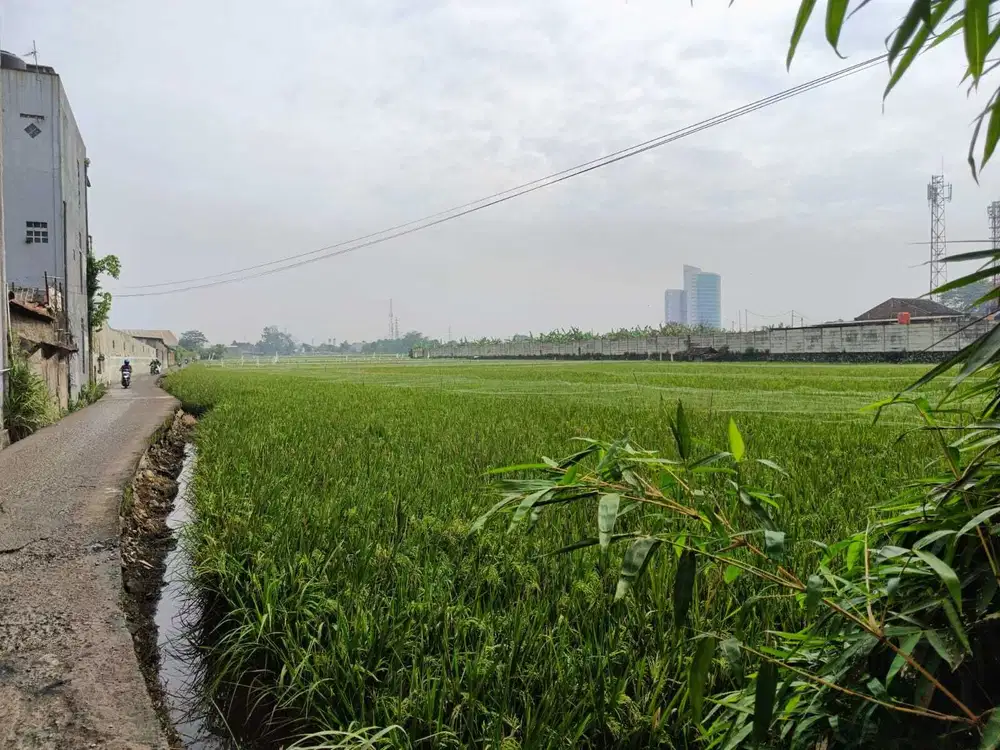 Tanah dijual di radio dalam, cocok untuk Komersial Area