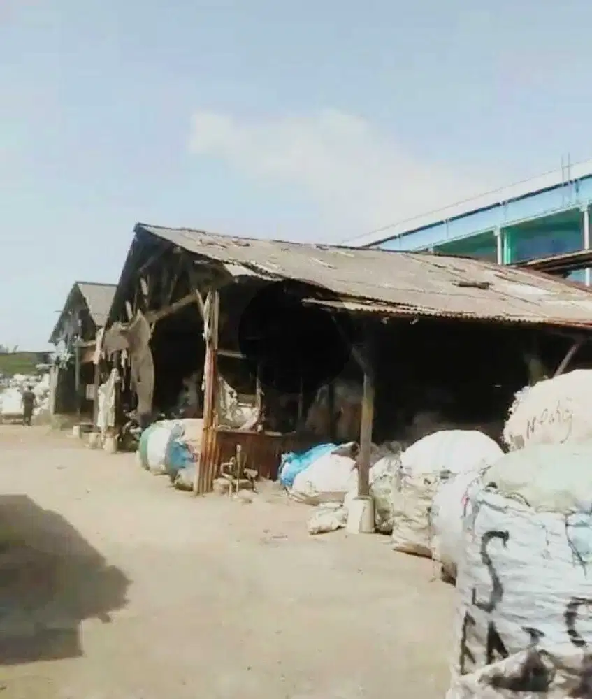 Kavling pabrik gudang Kapuk Peternakan luas 2960 m ,akses kontainer