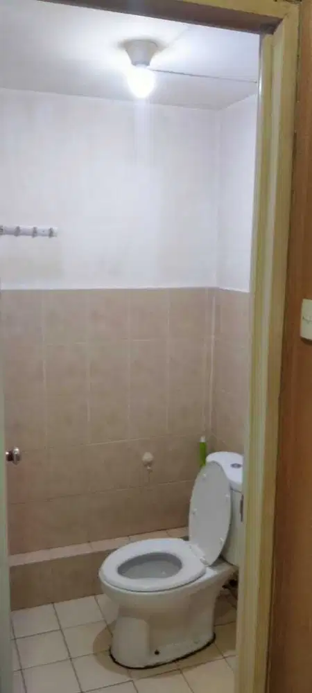 Dijual Apartemen Green Bay Pluit. 2 BR. Semi Furnish