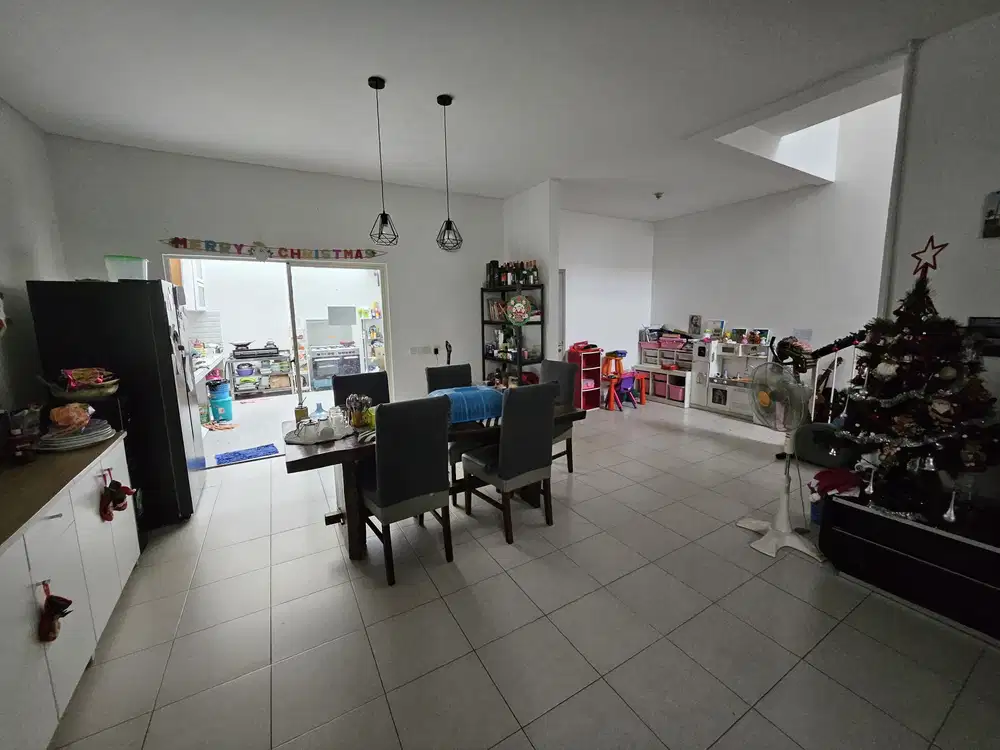 Dijual Rumah JGC Cluster Alamanda