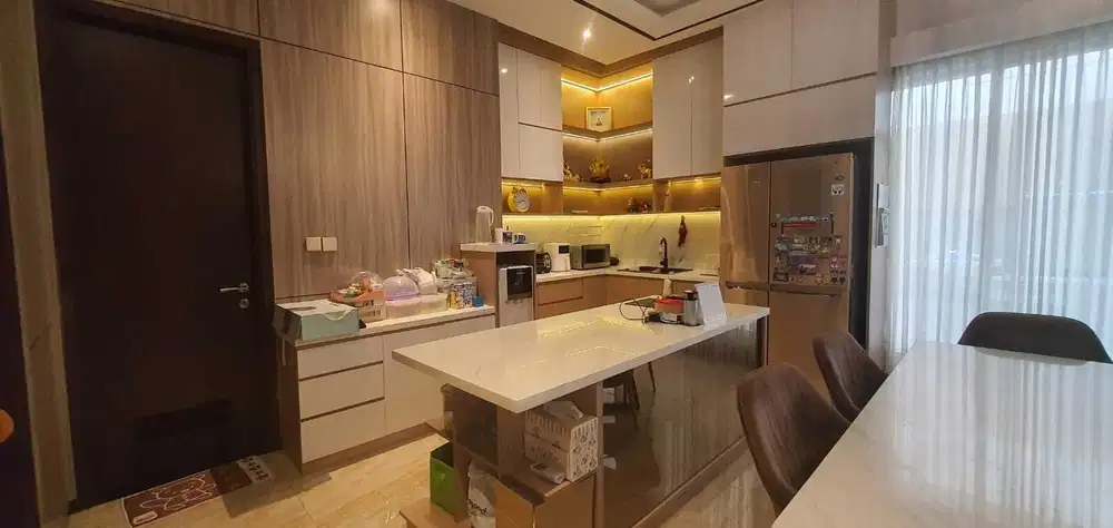 Full Furnish Interior Dijual Rumah Golf Island PIK 10x15 Siap Huni