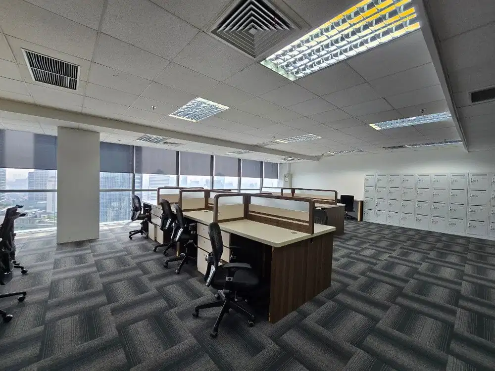 Sewa Office UOB Plaza 238 sqm Furnished Unit
