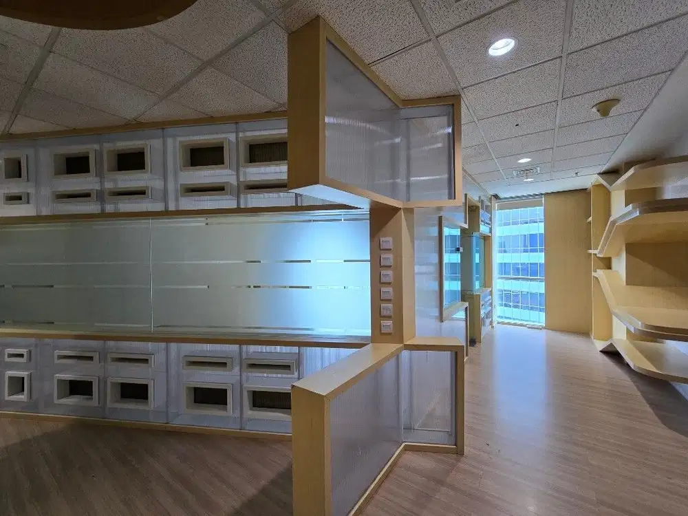 Sewa Kantor Kuningan Fitted Unit 367 sqm Ready Use