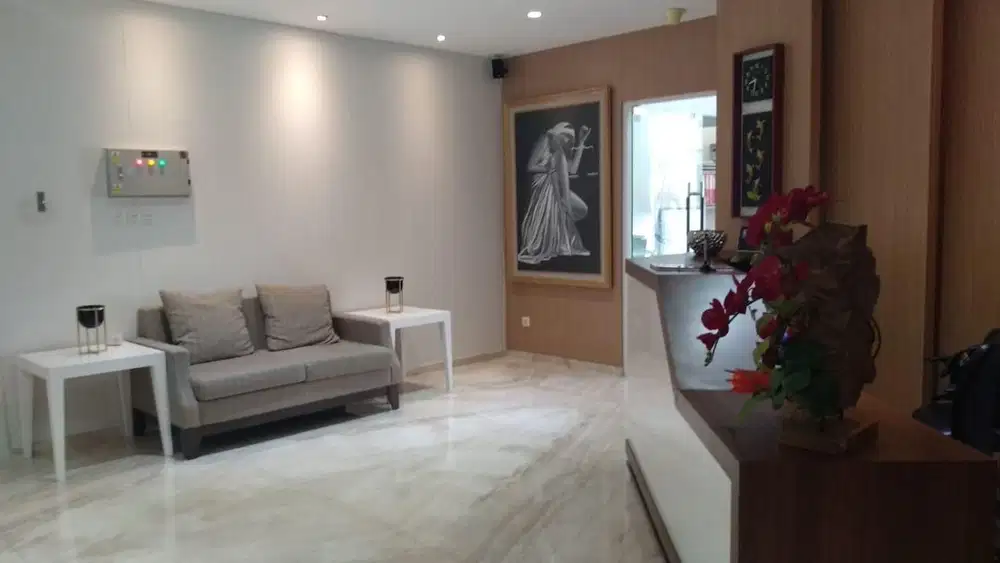 300,82 m2 Office Space Alamanda Tower – Furnished