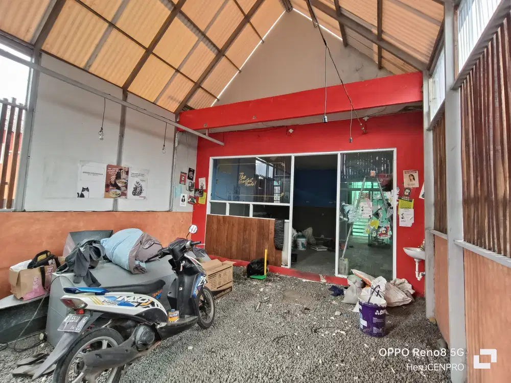 Rumah kos plus tempat usaha dekat kampus UNSOED Purwokerto