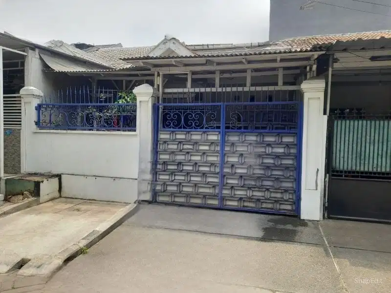 Rumah mungil siap huni di Metro Permata 1