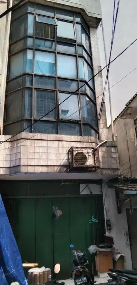 Jual Ruko di Rawamangun Lokasi Strategis dan Ramai