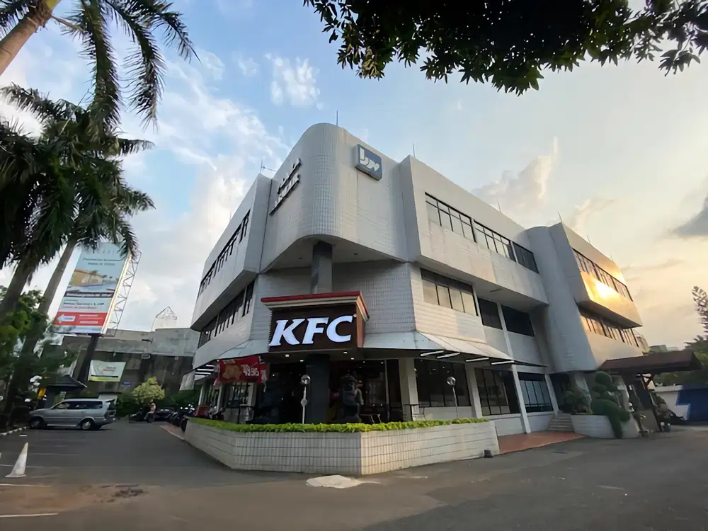 SEWA RUANG KANTOR PLAZA BASMAR