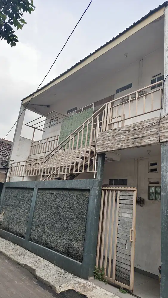 Dijual Rumah Kost Siap Huni Strategis di Pamulang Tangerang Selatan