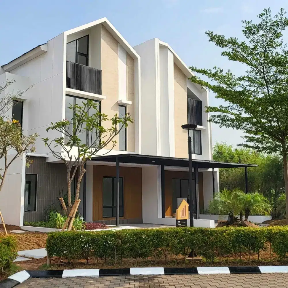 Dijual Rumah 2 Lt Cluster The Essence New Facade, Jakarta Garden City
