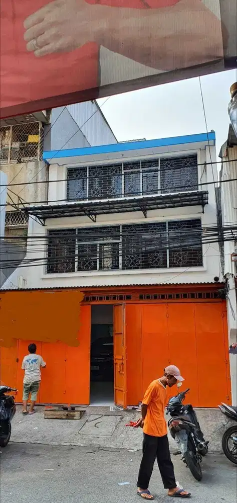 DIJUAL MURAH RUKO 3 LANTAI PUSAT KERAMAIAN KEBON JERUK TAMAN SARI