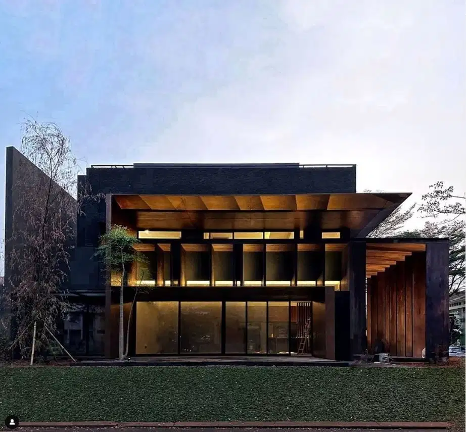 Dijual cepat Rumah bangunan mandiri lokasi alam sutera Tangerang