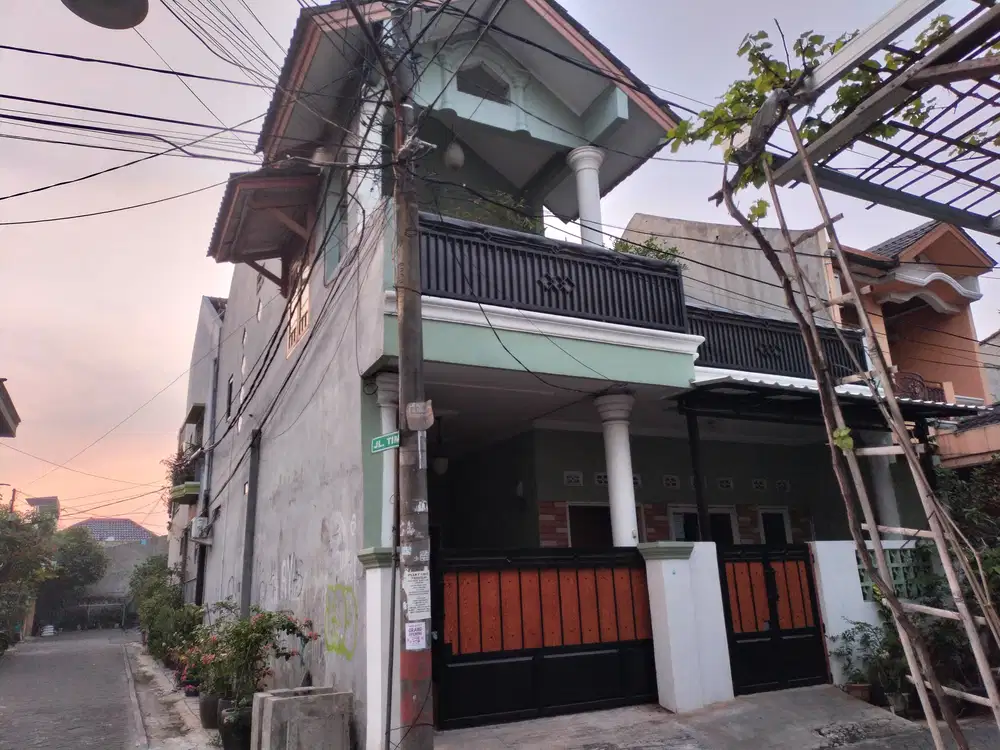 DIJUAL RUMAH HOOK 2 LANTAI BUGEL MAS INDAH LUAS 96 m2 KARAWACI