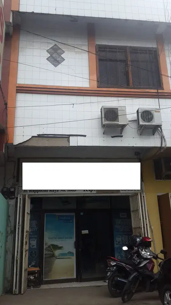 Ruko 2 Lantai daerah pusat HP di Rapocini dekat ke Pettarani
