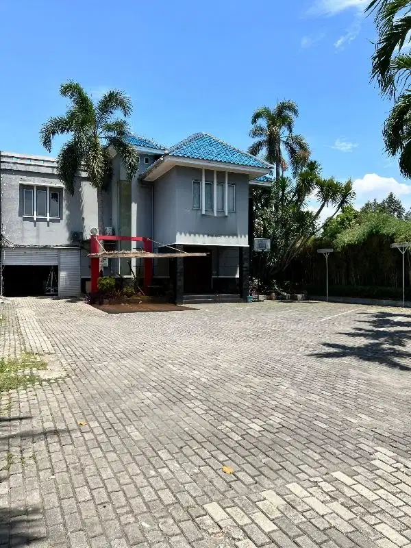 Dijual gedung gedung komersil siap pakai di warung buncit