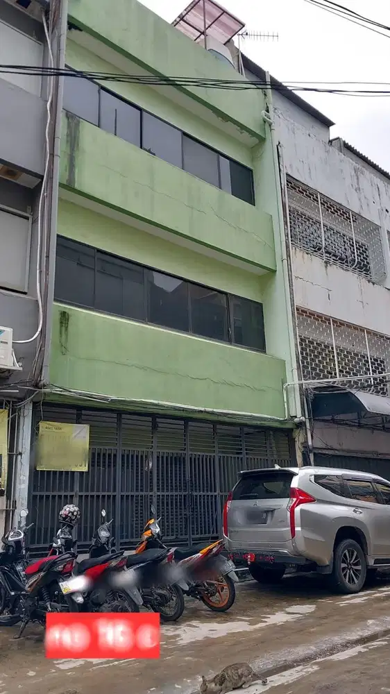 Dijual Ruko Siap Pakai di Pinangsia. Lokasi Strategis