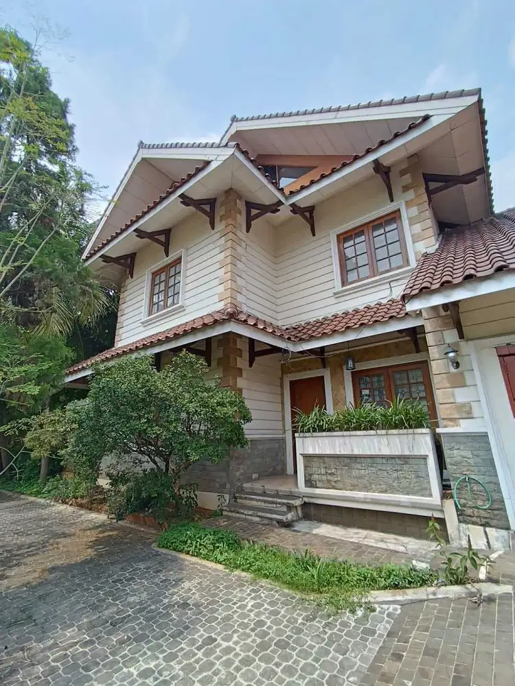 Di Jual Rugi Rumah kebayoran baru jakarta selatan jln Bank 1