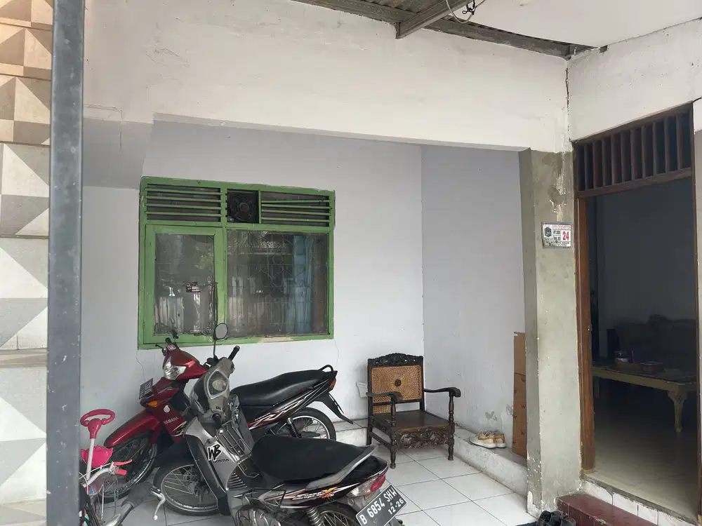 Dijual cepat murah BU rumah strategis di Kuningan Jakarta Selatan