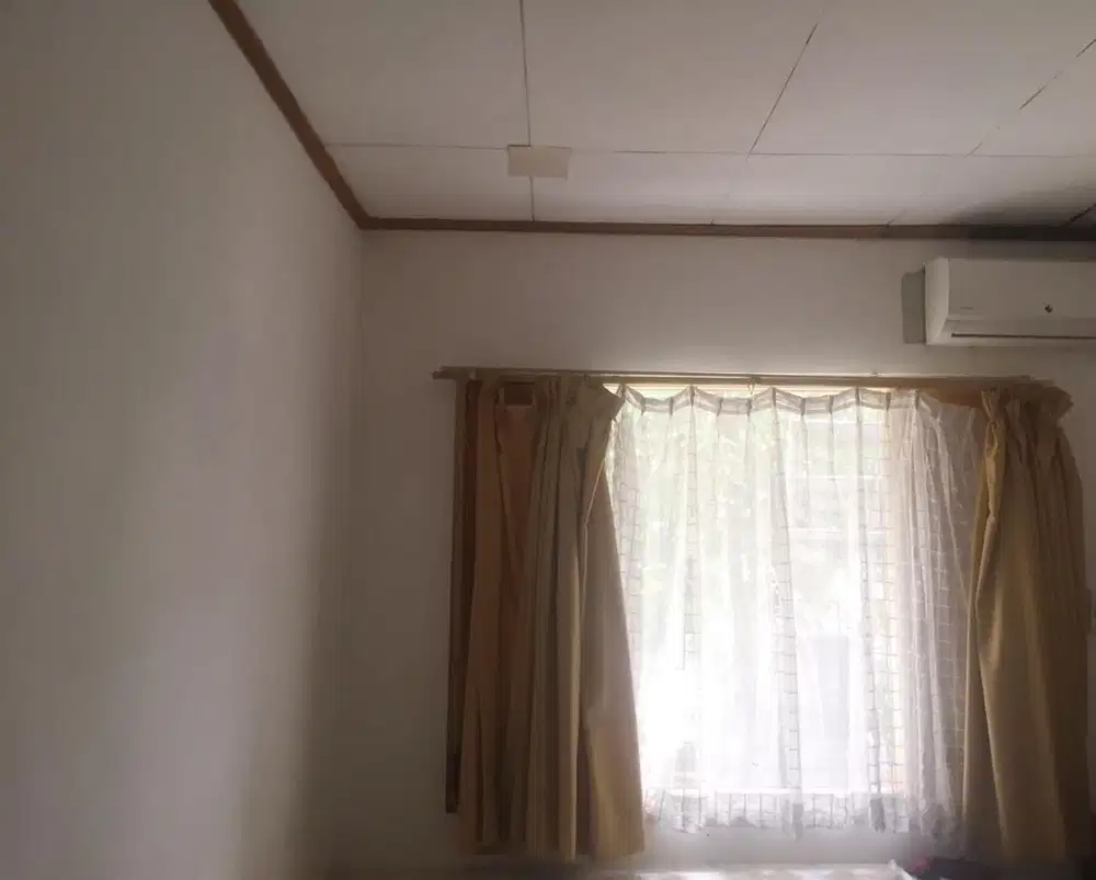 Dijual cepat murah BU rumah strategis di Lebak Bulus Jakarta Selatan