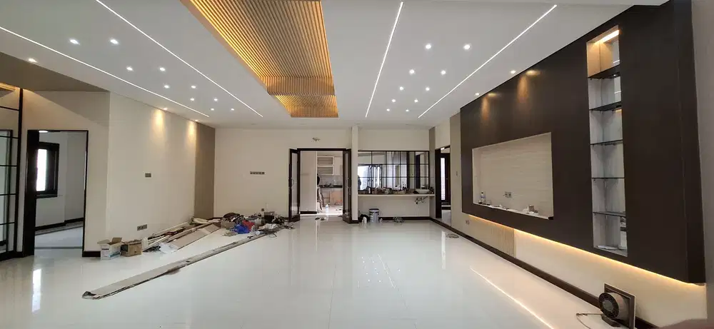 DIJUAL RUMAH MEWAH DENGAN LUAS TANAH 788 M2 DI BELAKANG MAL CIPUTRA!