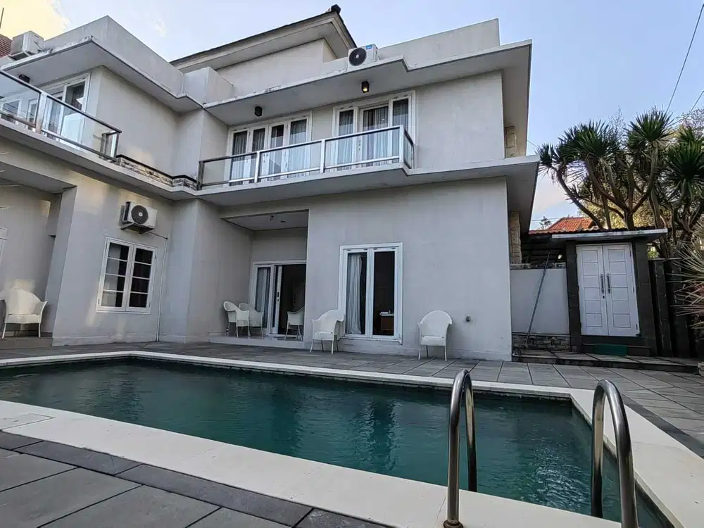 Villa Premium dekat Pantai Jimbaran
