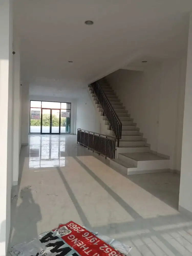 Disewa Ruko di Golf Island Uk 4,5x18 3 Lantai