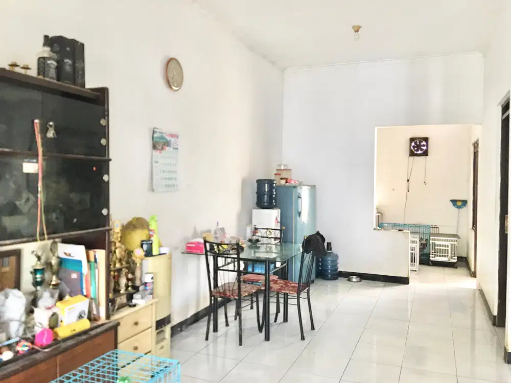 Jual cepat rumah TKI 3 blok E favorite