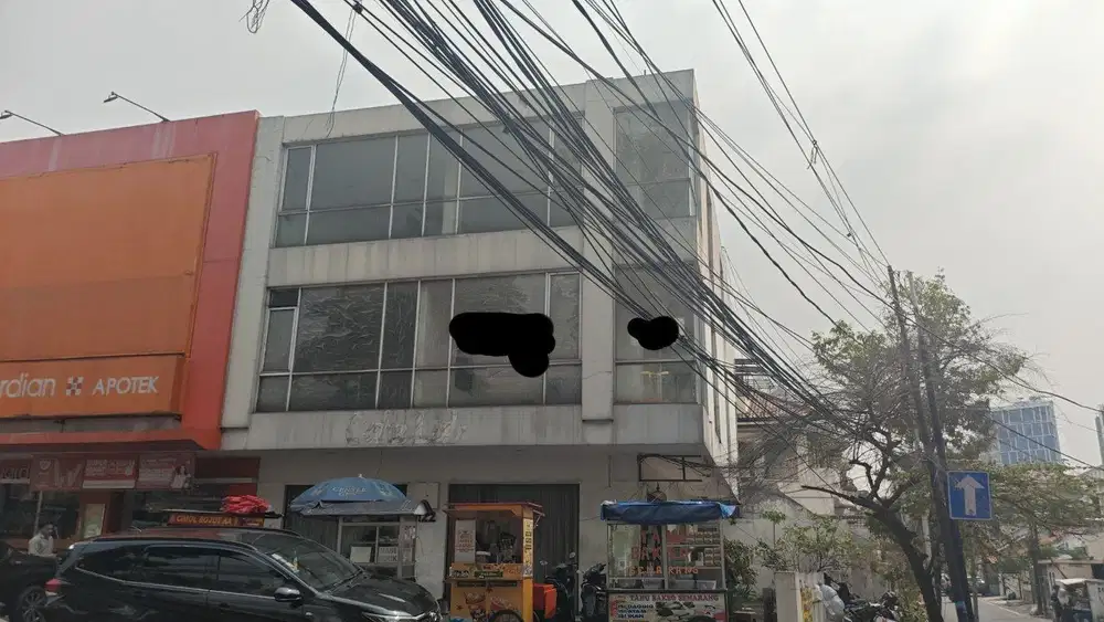 DISEWAKAN RUKO 3 LANTAI – HOEK DI TEBET BARAT