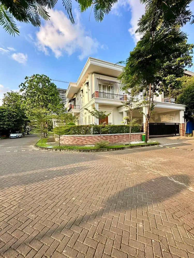 LUXURIOUS MODERN DESIGN HOUSE CILANDAK FATMAWATI