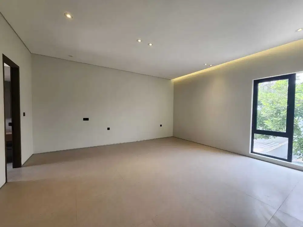 Rumah mewah di lokasi strategis kota baru parahyangan