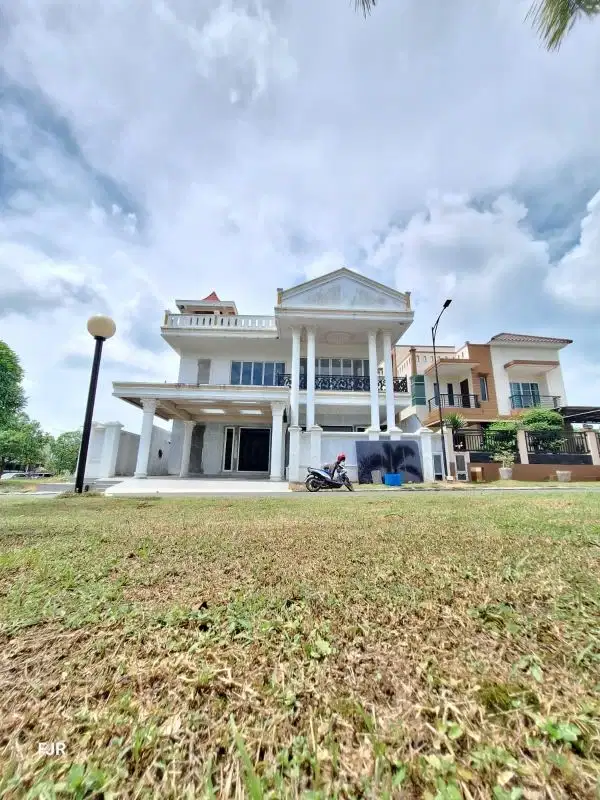 dijual rumah sukajadi