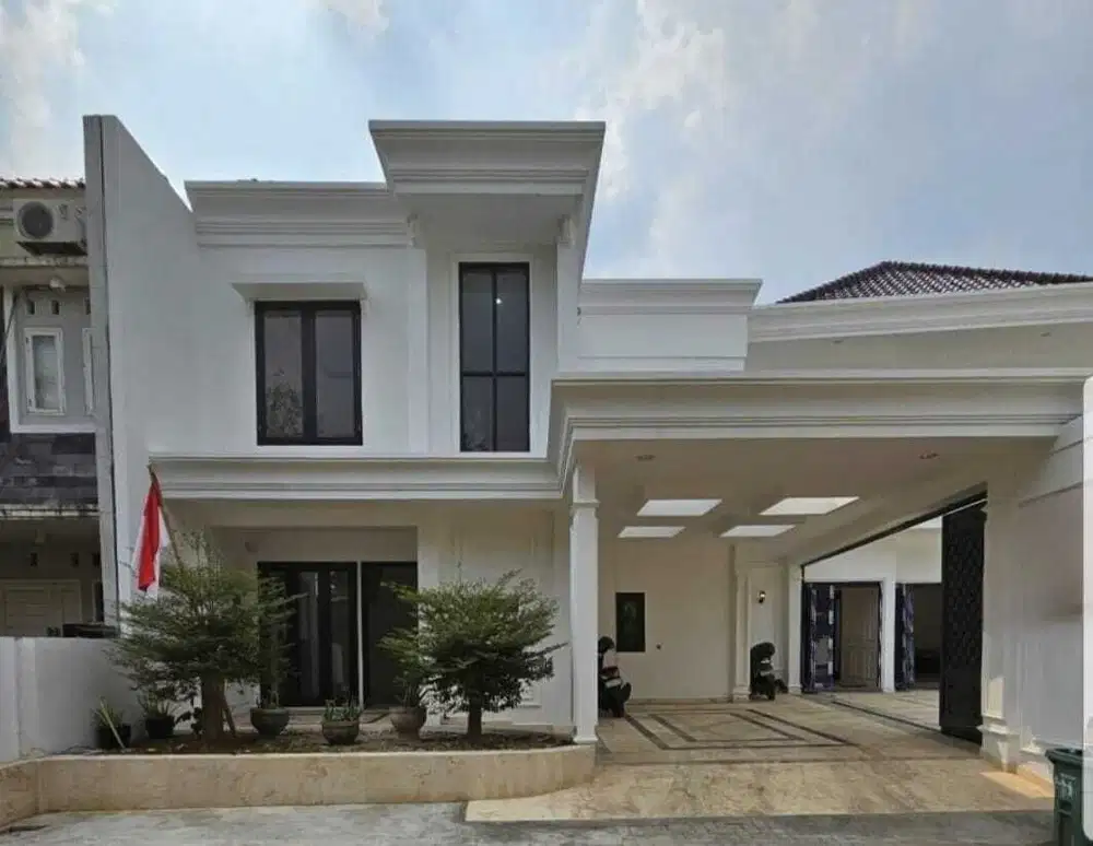 RUMAH MEWAH WITH PRIVATE SWIMMIMG POOL, LOKASI SANGAT STRATEGIS