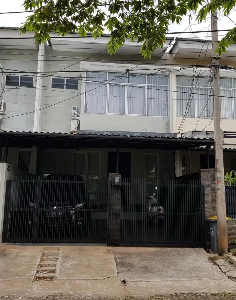 RUMAH FURNISHED KOMPLEK TERDEPAN CIRENDEU