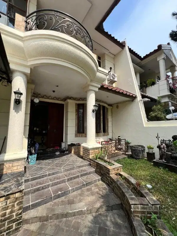 TURUN HARGA RUMAH BAGUS AMERICAN CLASSIC DESIGN DI PURI CINERE