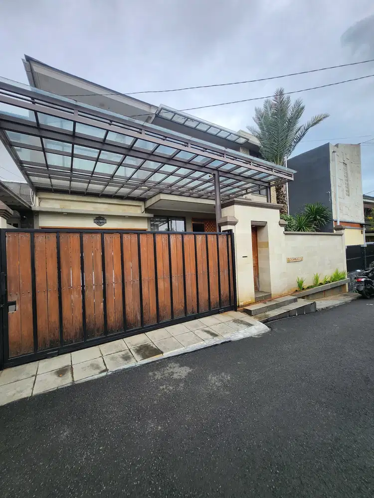RUMAH SIAP HUNI DEKAT PONDOK INDAH & GANDARIA CITY