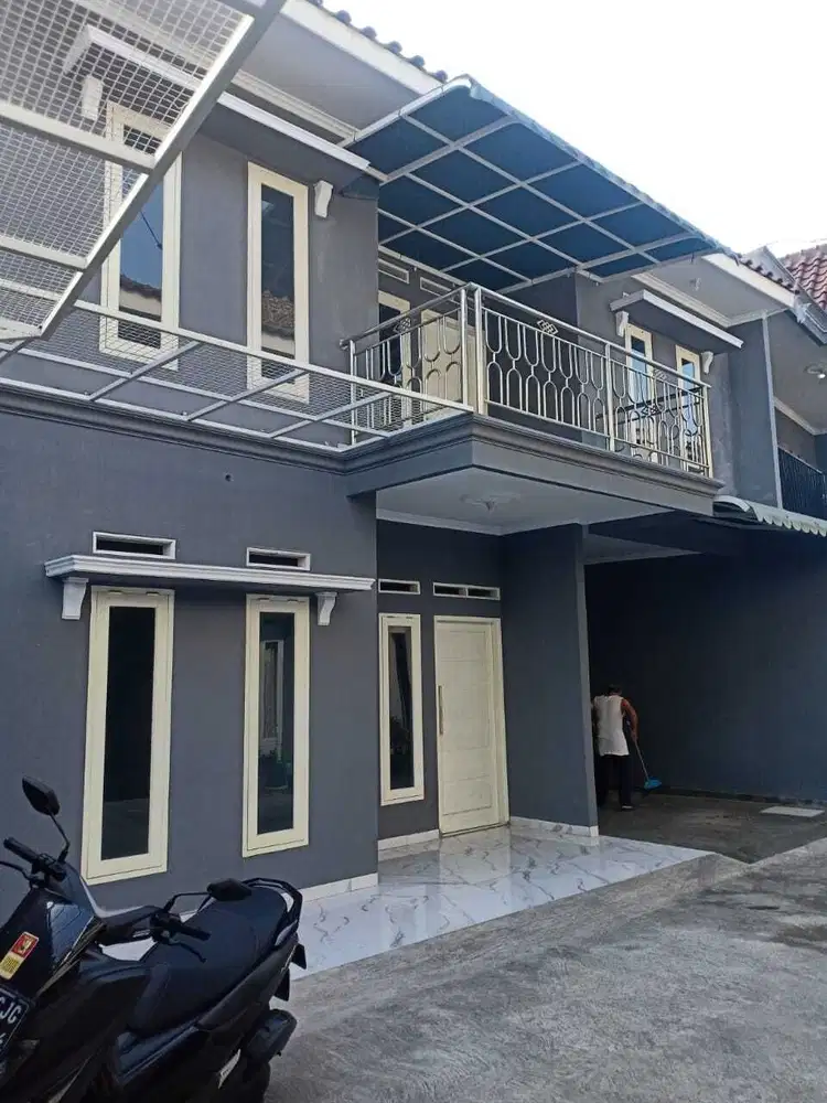 RUMAH DIJUAL SIAP HUNI DI LENTENG AGUNG JAKARTA SELATAN