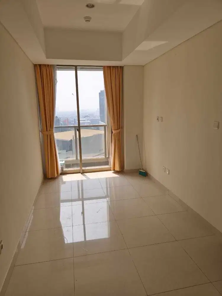 Dijual Apartemen Taman Anggrek Residences, 2BR Unfurnished Luas 50m2